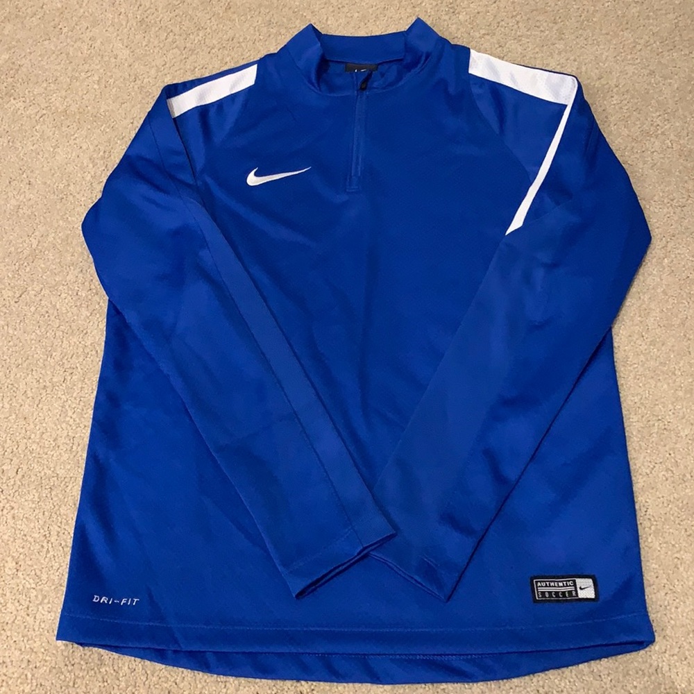 Nike Dri-fit 1/4 zip top.